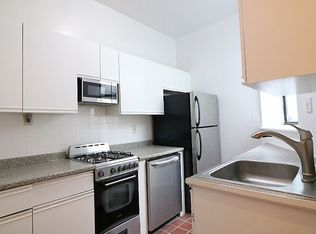 413 W 52nd St #3D, New York, NY 10019