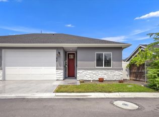 38 N Sagehen Ln, Nampa, ID 83651