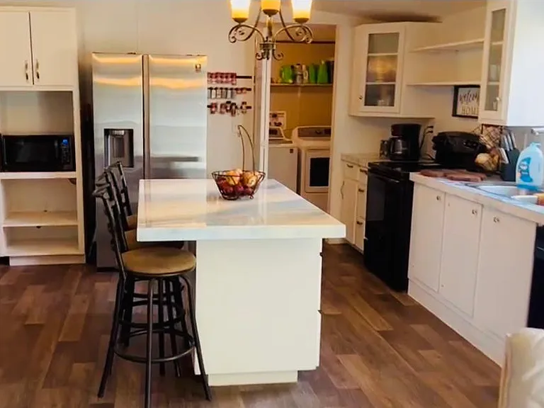 2902 Caldwell Ln — Photo 16