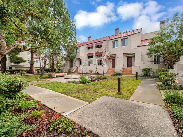 107 E Court Ln, Foster City, CA 94404