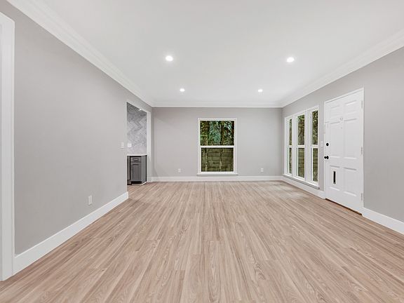 5th image of 646 Hauser Blvd #1/2A