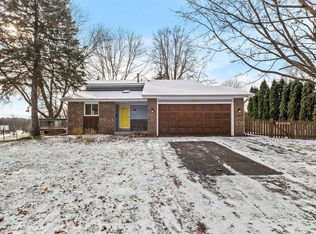 1280 Raspberry Ln, Eagan, MN 55123