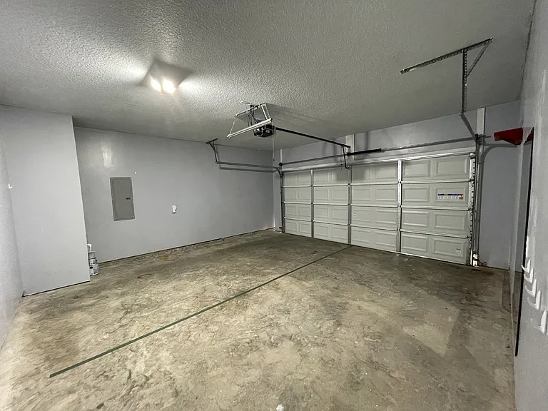 1322 Windrow Dr — Photo 26