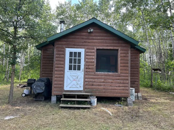 15891 450th St NW, Karlstad, MN 56732