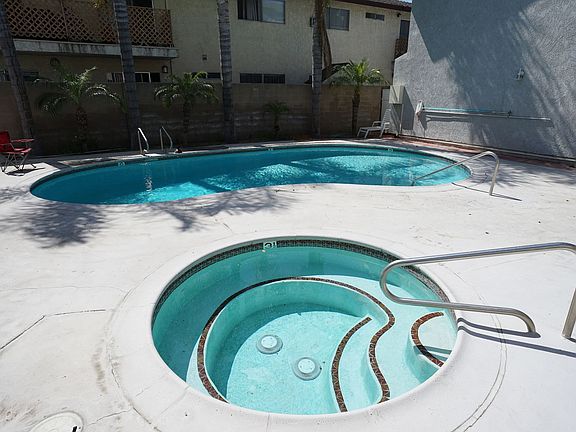 4th image of 8101 Larson Ave Unit 15