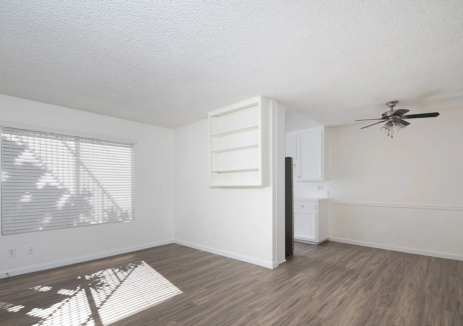 4346 Kansas Street — Photo 2