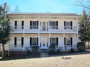 1401 Loann Ave, Kingston Springs, TN 37082