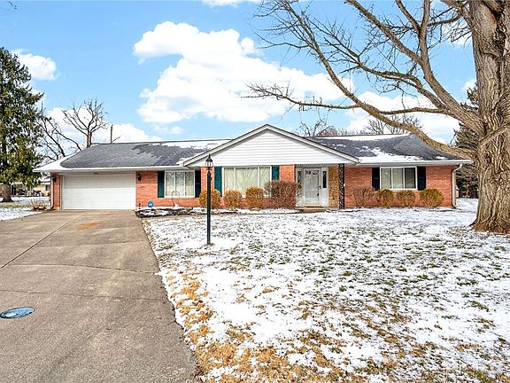 2nd image of 5335 Glendon Ln