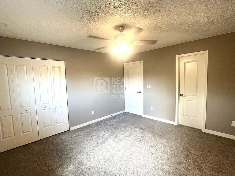 2399 Washo Cir — Photo 6