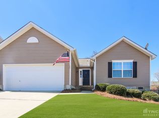 319 Quiet Grove Ln, Lexington, SC 29072