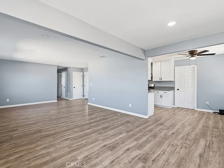 937 E Elizabeth St — Photo 13