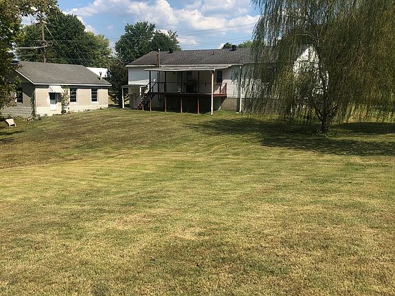 2nd image of 107 N Boggess Ave