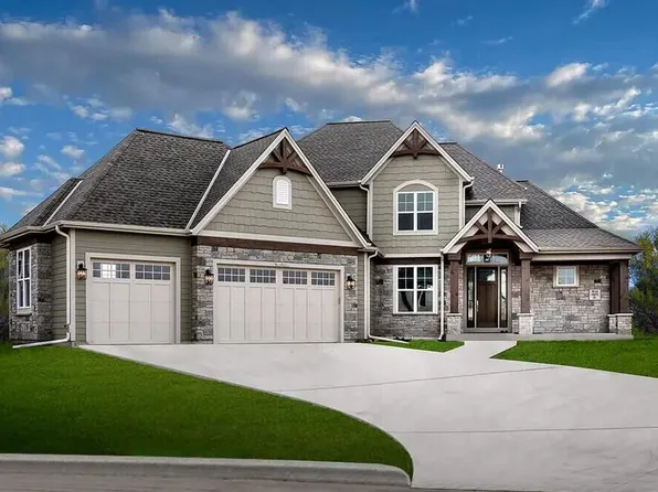 W214N6672 Fairview DRIVE, Lannon, WI 53046