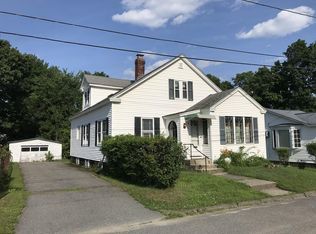 41 Amesbury St, Worcester, MA 01605