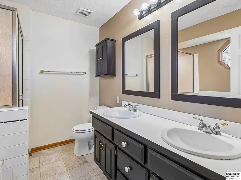 7308 S 155th Ave — Photo 26