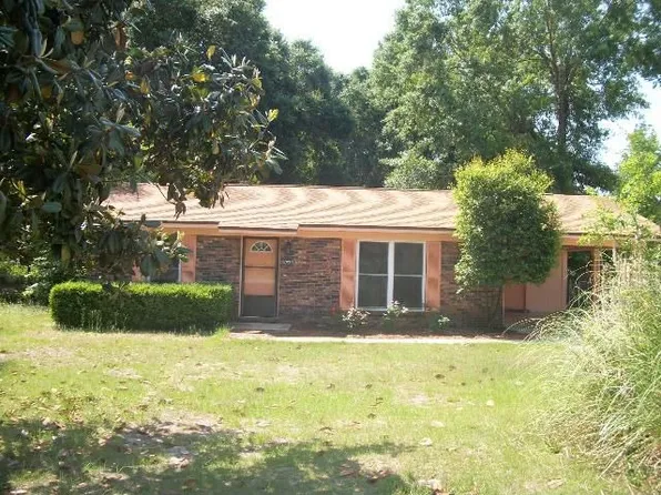 2892 Wisteria Ave, Crestview, FL 32539