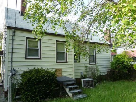 2nd image of 26870 Mallard Ave