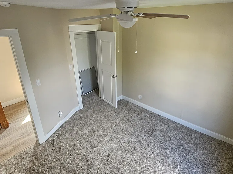 425 Hill St — Photo 10