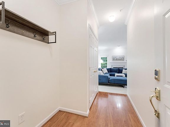 4th image of 1700 Lake Shore Crest Dr Suite 25