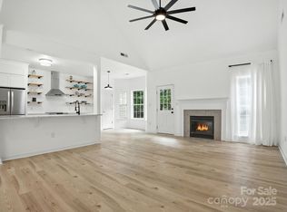 128 Steamboat Dr, Mount Holly, NC 28120