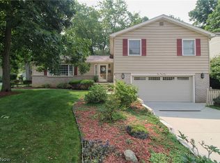 452 Rockland Dr, Youngstown, OH 44512