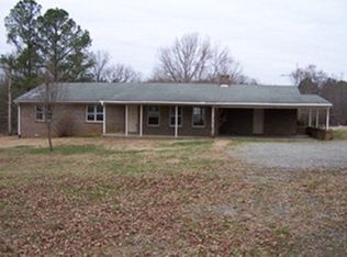 121 Oak Hill Rd, Cumberland, VA 23040