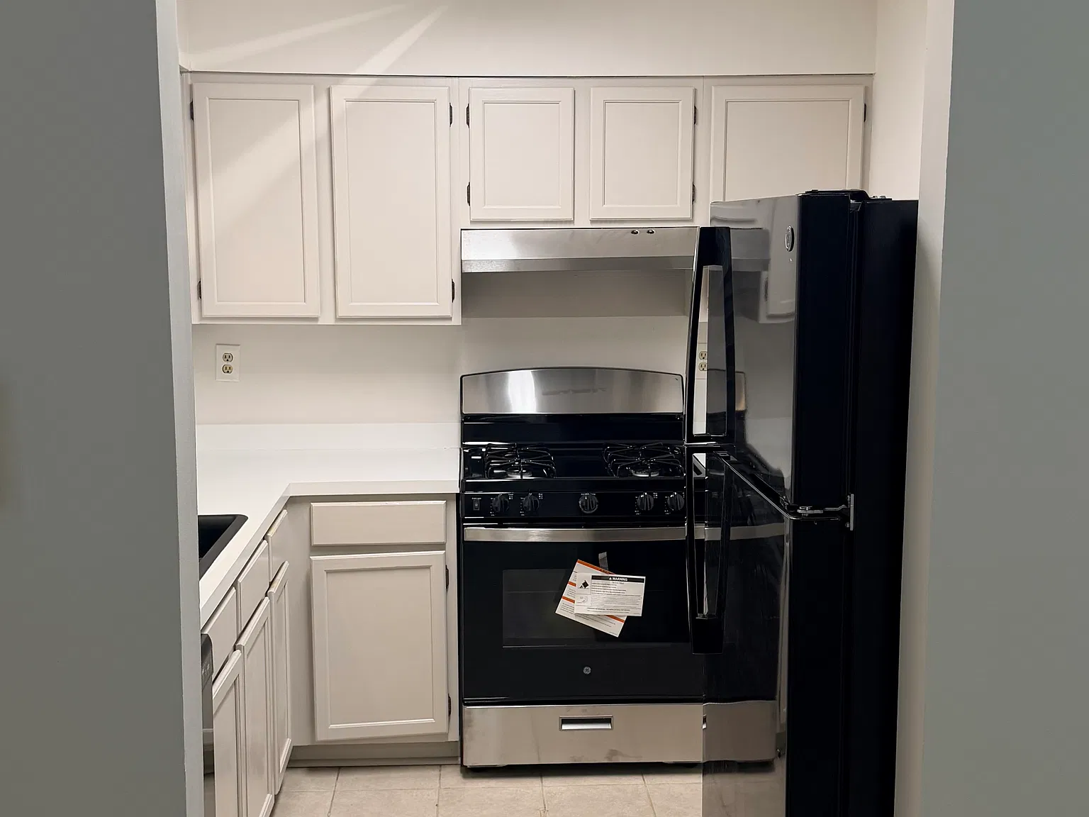 2 bed, 1280 sqft, $1,900 — Photo 3