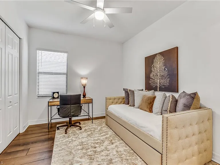 28081 Foxrock Ct — Photo 15