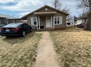 713 W Wisconsin Ave, Chickasha, OK 73018