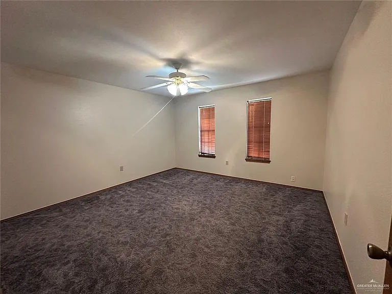 1200 S Gumwood St — Photo 21