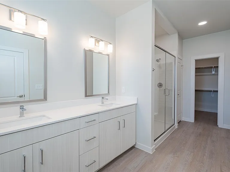 22014 Lesley Grove Ln — Photo 16