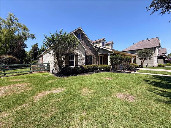 4th image of 5119 Water Oak Cres
