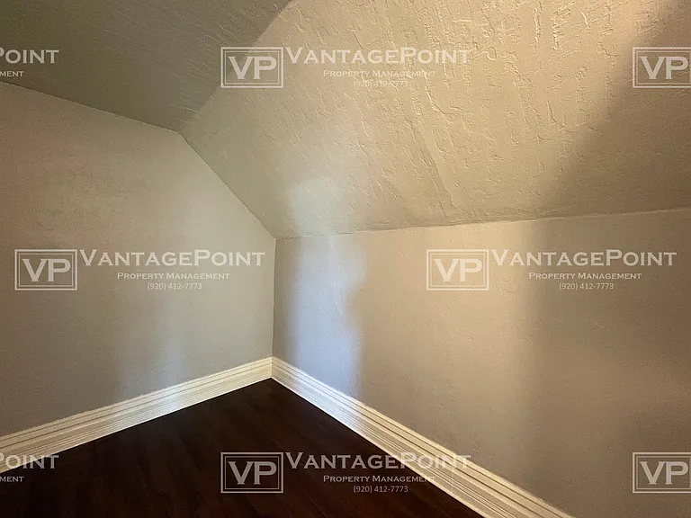 840 Shawano Ave #C — Photo 9