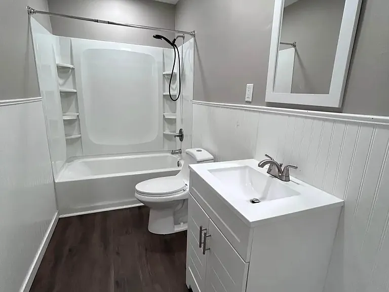631 Mulberry Ave #631 — Photo 8