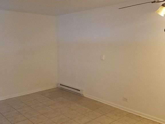 2nd image of 625 N Taft Ave APT 2