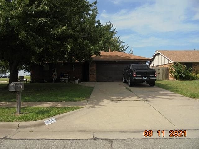 1st image of 513 Martha Ave