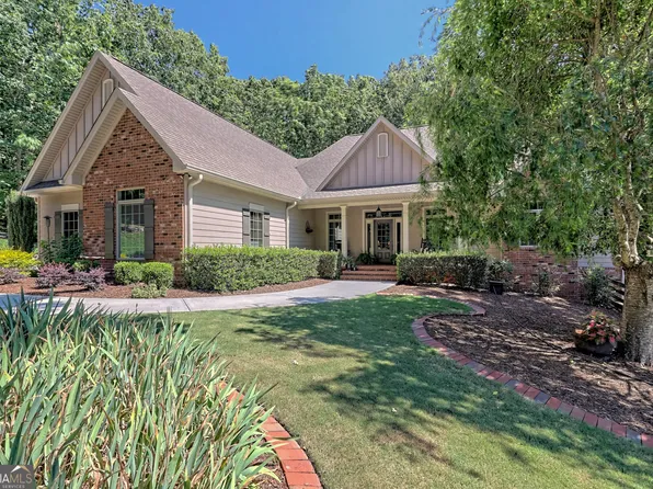 167 Early Red Pippin, Clarkesville, GA 30523