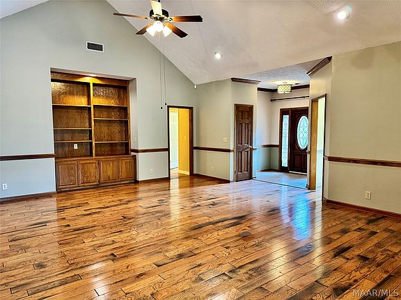 5th image of 4485 Bell Chase Dr