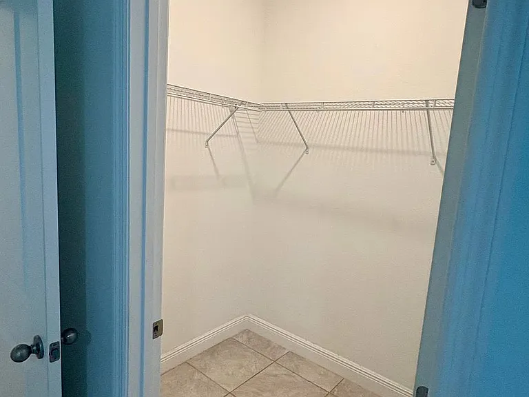 176 Marion Oaks Trl — Photo 9