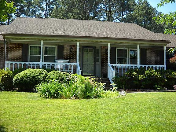 3rd image of 5221 Rolleston Dr
