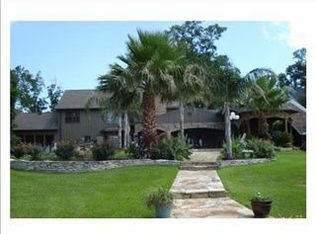 19 River Ln, Lake Charles, LA 70605