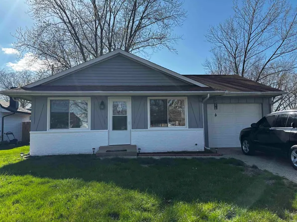 281 Vicksburg Ln, West Lafayette, IN 47906