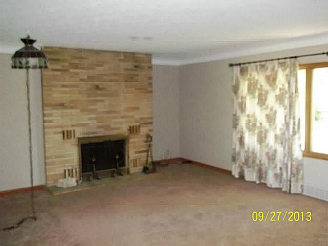 2nd image of 1725 Mathews Rd