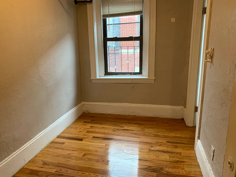 10 Wiget St #7 — Photo 15
