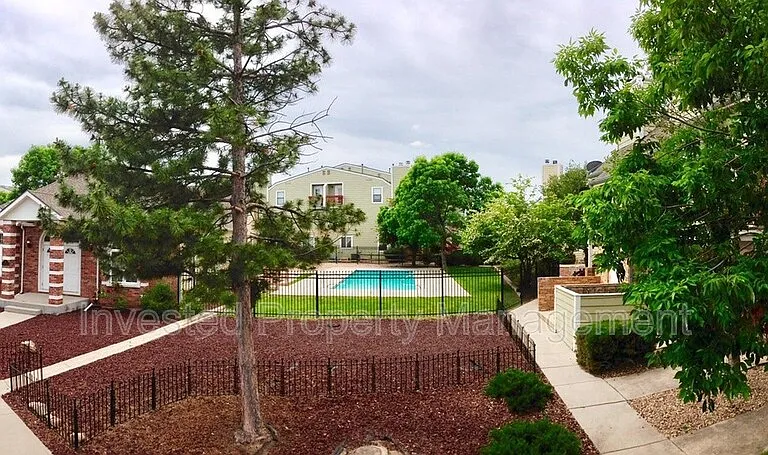 909 S Dawson Way #13 — Photo 11
