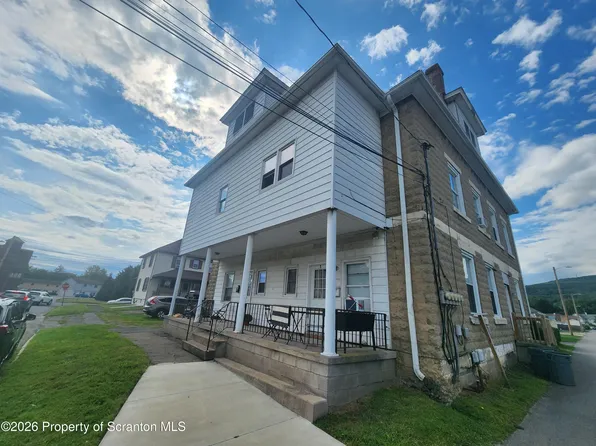 127 Brook St, Blakely, PA 18452
