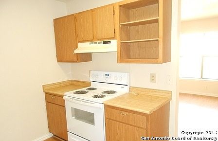5th image of 10206 Hawaiian Field Dr