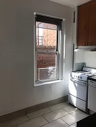 Rented by K & O Realty Associates Inc.