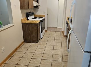1811 Middlesbrough Ct #106, Maumee, OH 43537