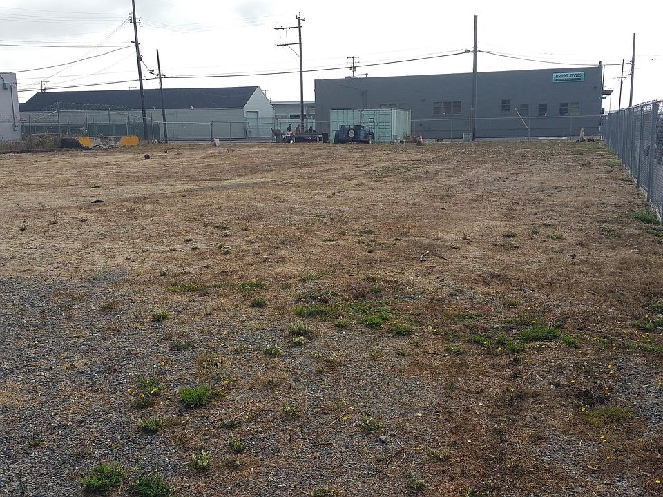 2nd image of 16 2nd St